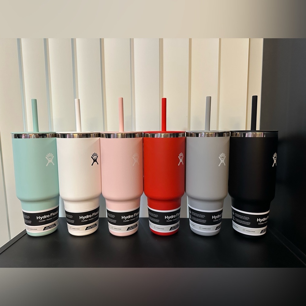 NWT 40oz Hydro Flask Travel Tumblers